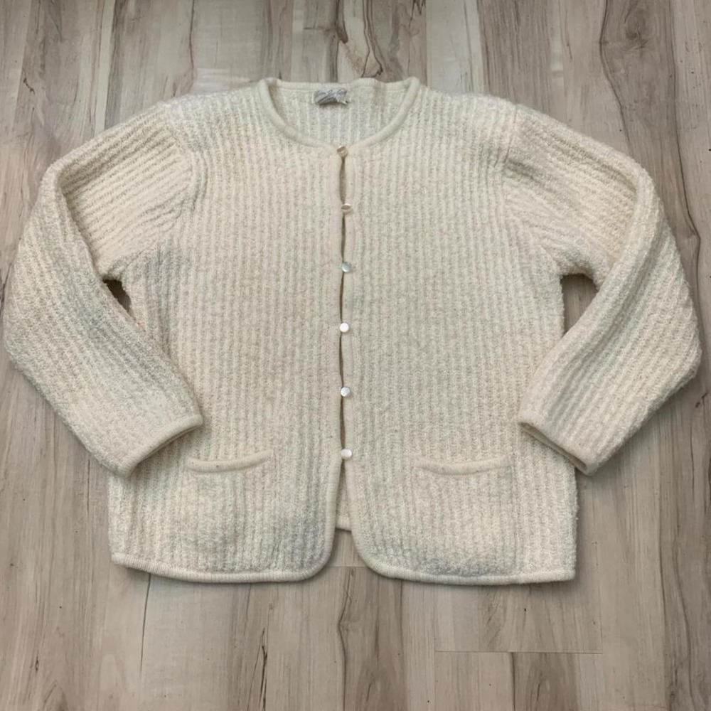 Vintage 1980s acrylic cardigan with pearl buttons‎ Carson Pirie Scott